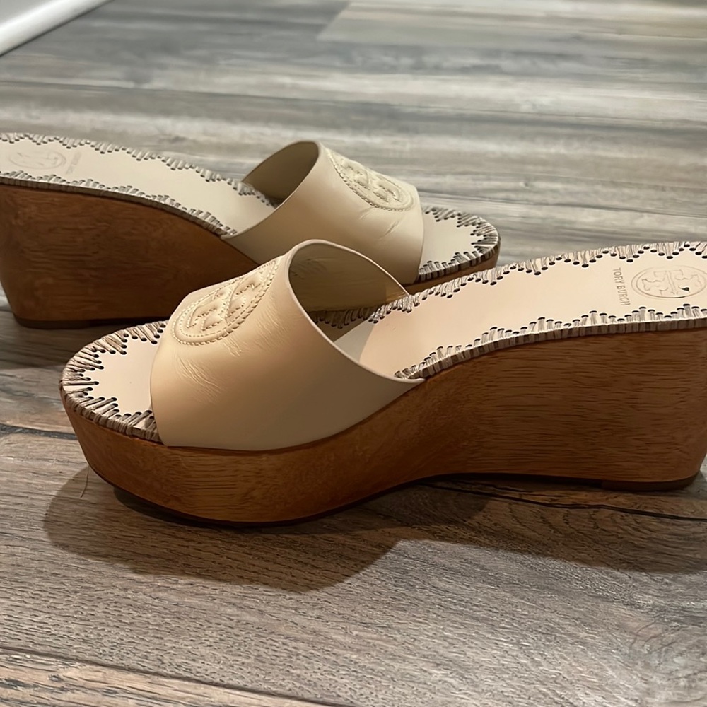 Tory burch